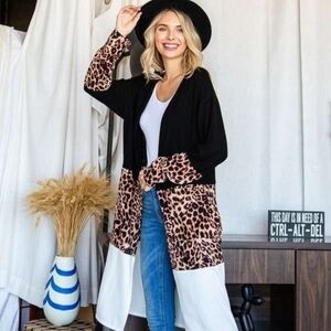 Chic Black and Leopard Print Cardigan